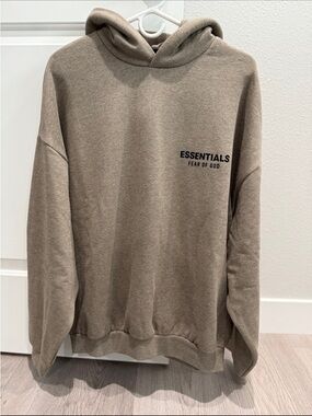 Essentials Men’s Crewneck Hoodie in Heather gray
